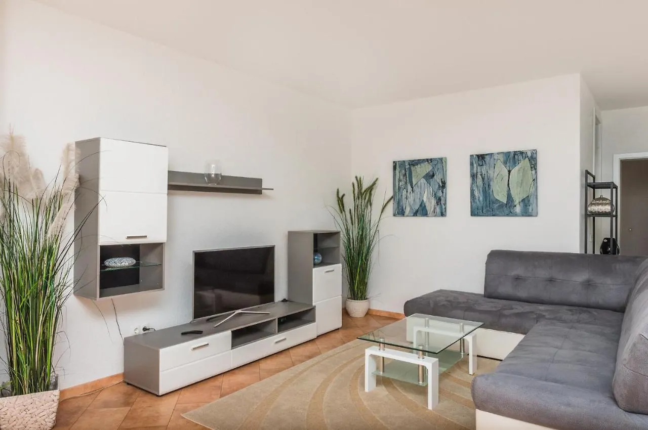 Apartments Marcel 노비비노돌스키